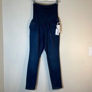 NWT. Jessica Simpson Full Panel Slim Fit Maternity Jeans. Size 1.